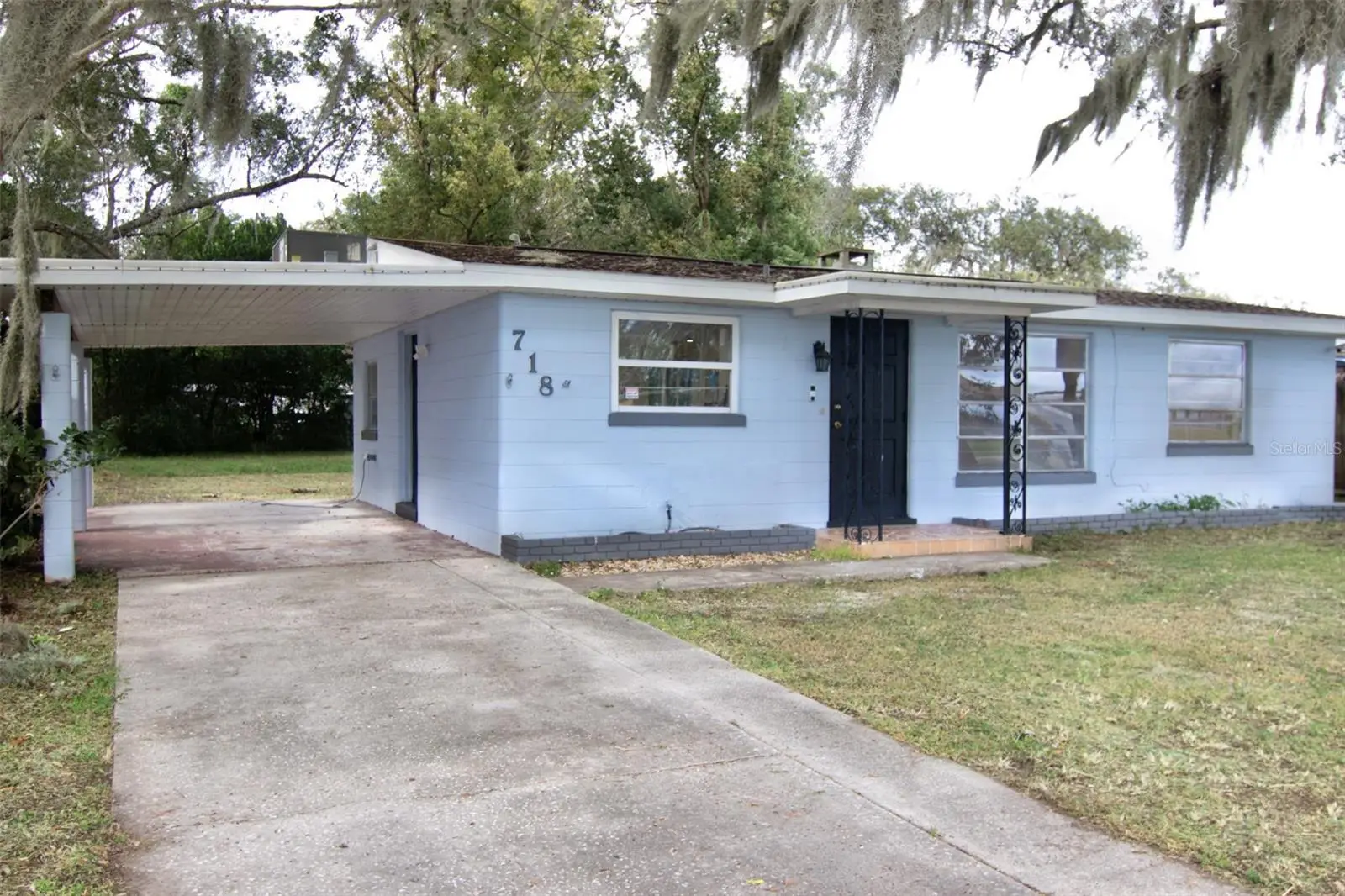 718 Bay Street, FL