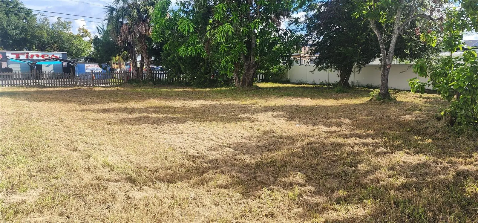 2606 Columbus Drive, FL