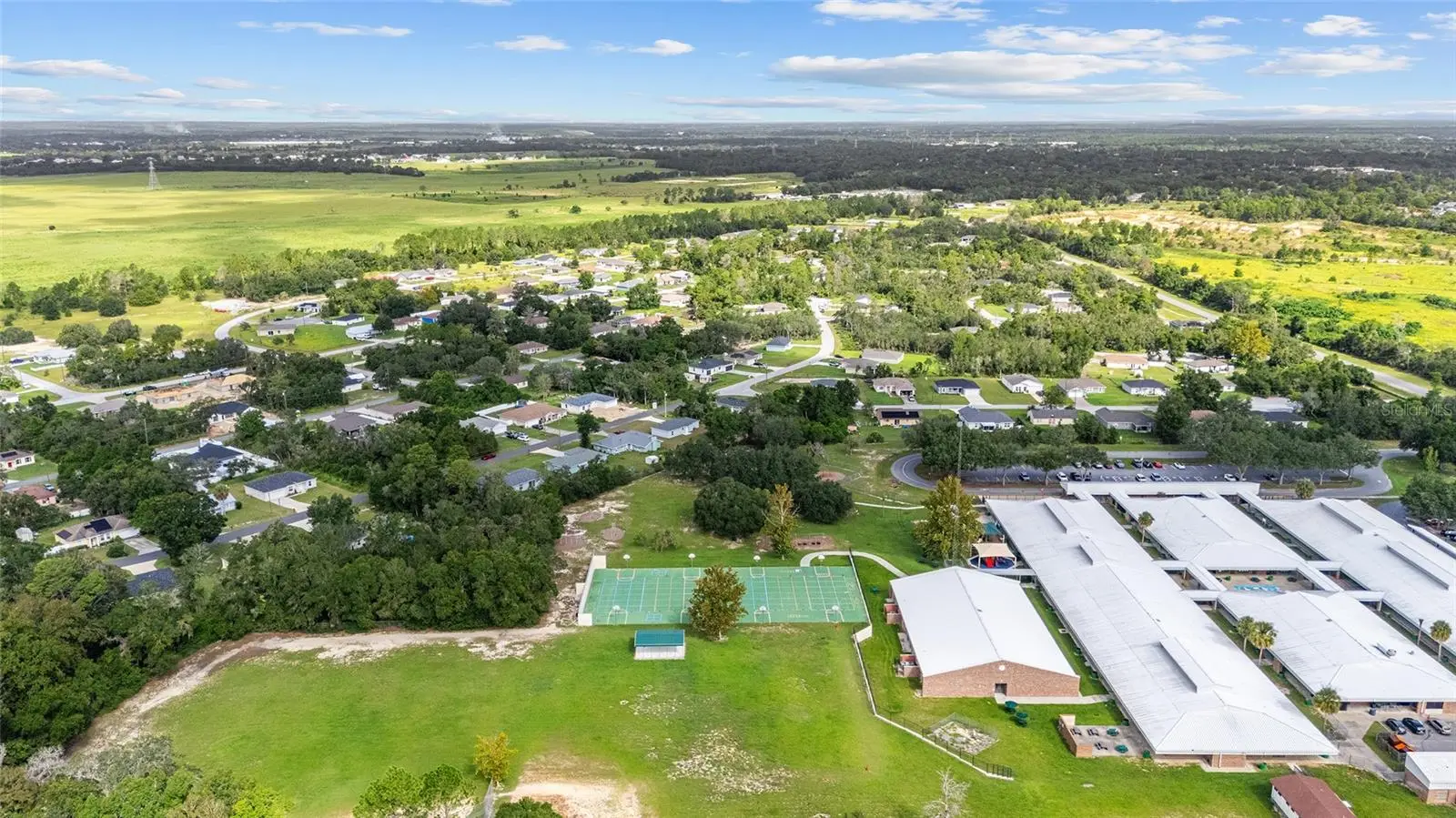 230 Oak Circle, FL