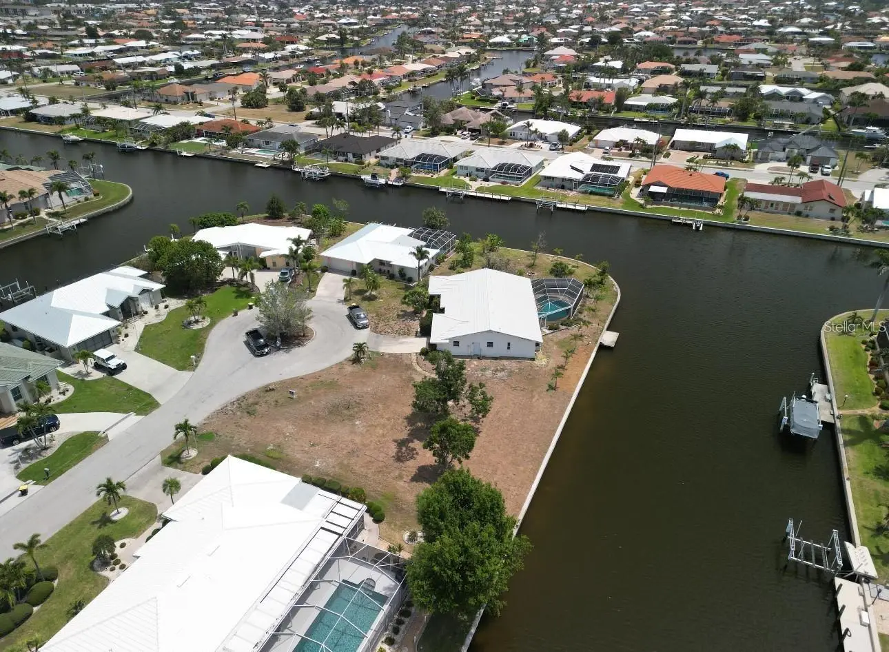 571 Belvedere Court, FL