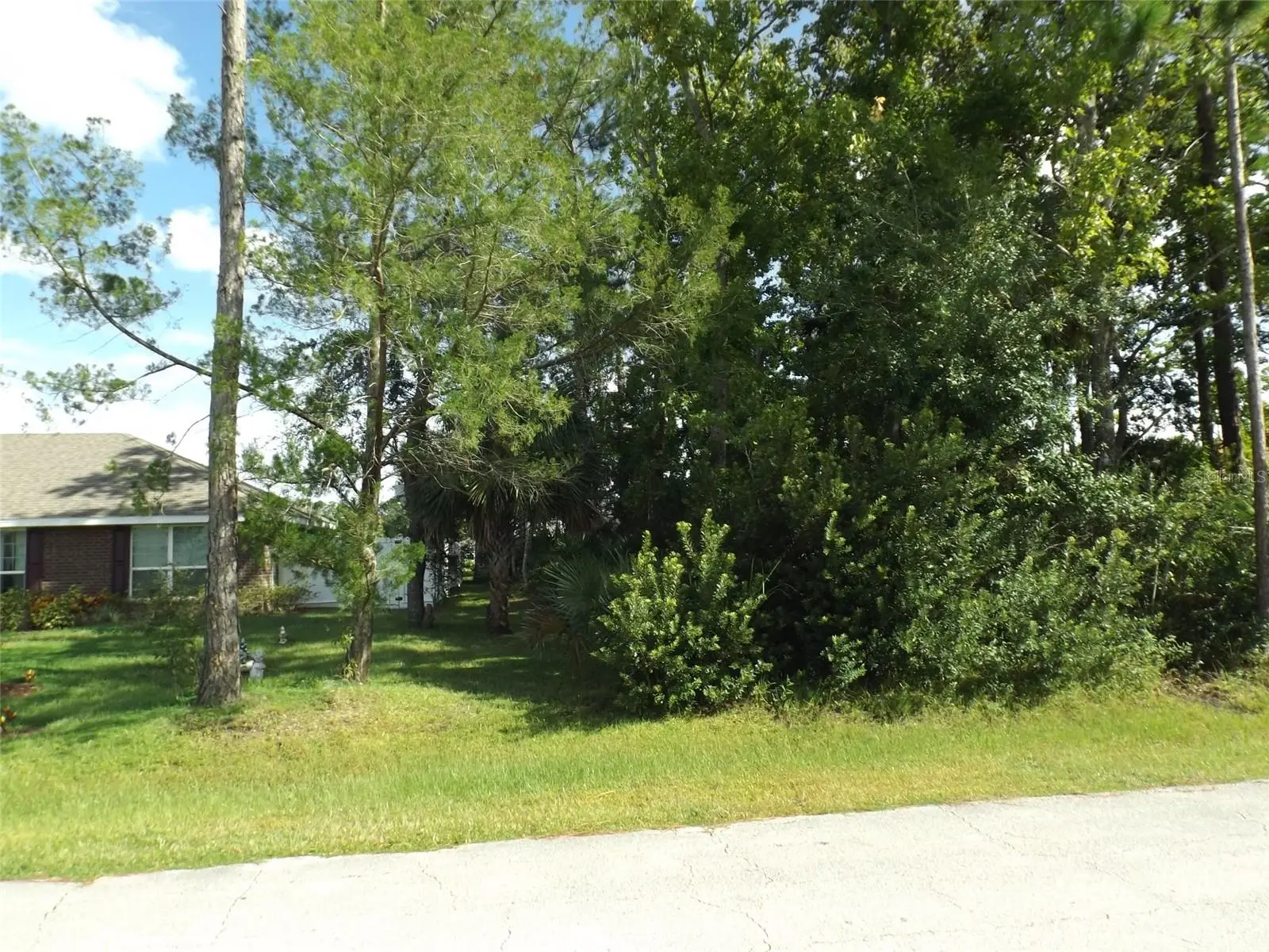 176 Frontier Drive, FL
