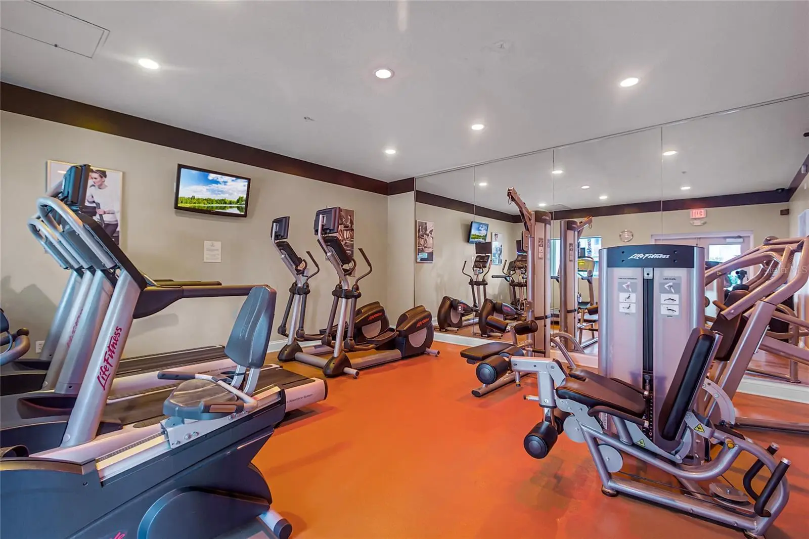 7383 Universal Boulevard, FL