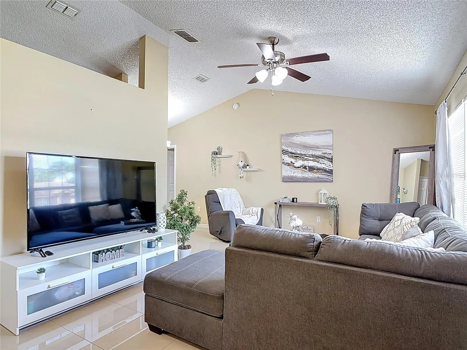 1618 Airmont Avenue, FL