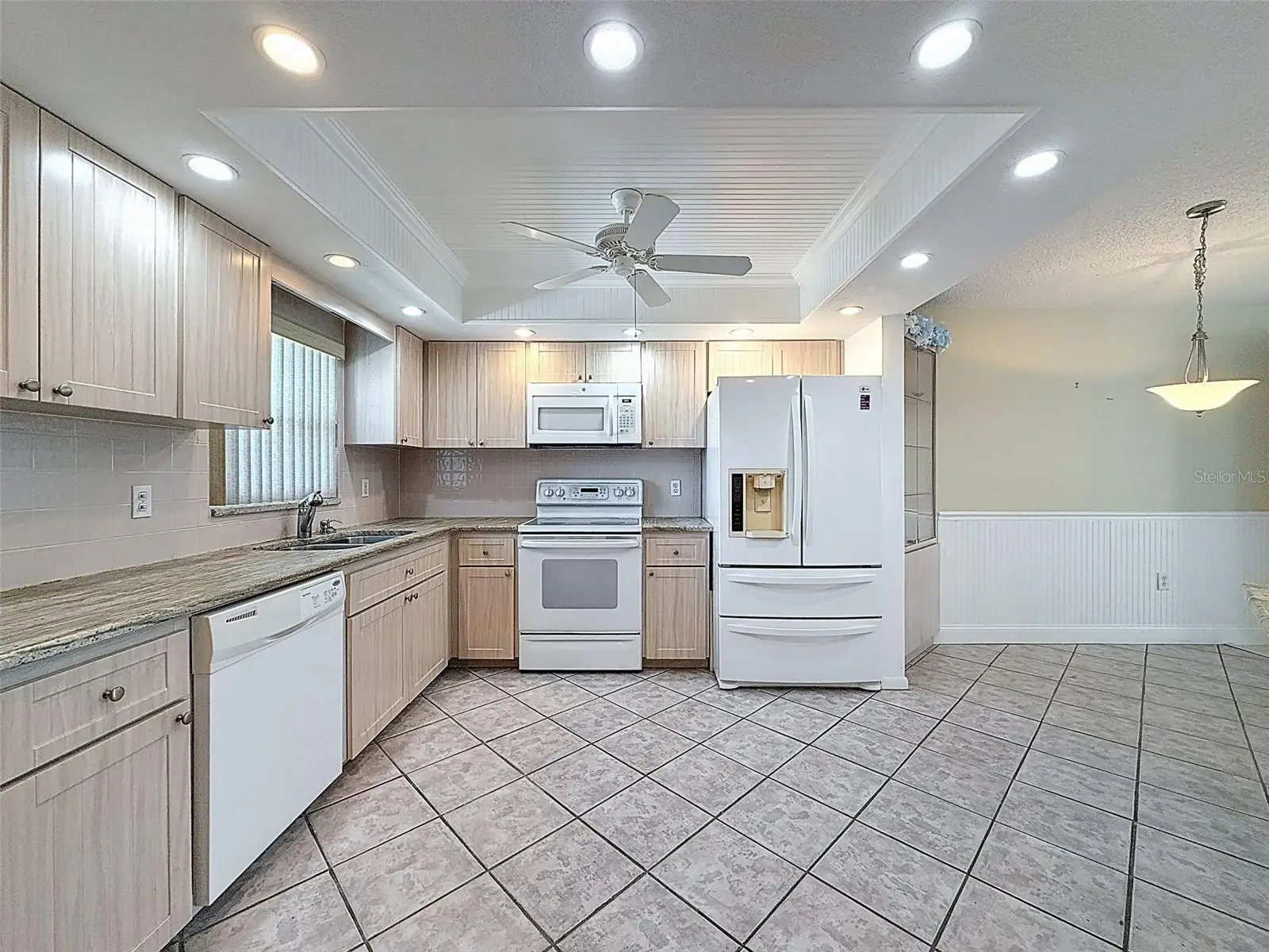 4550 Cove Circle, FL