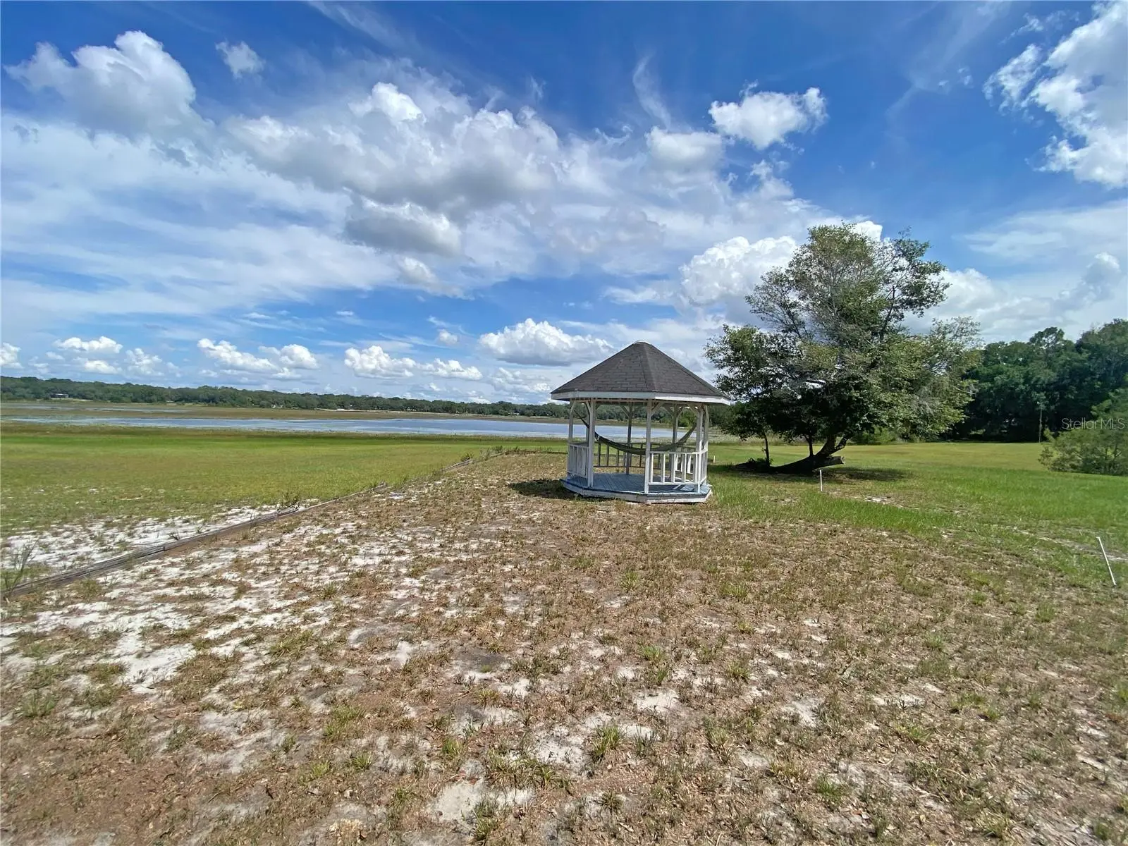 148 Swan Lake Drive, FL