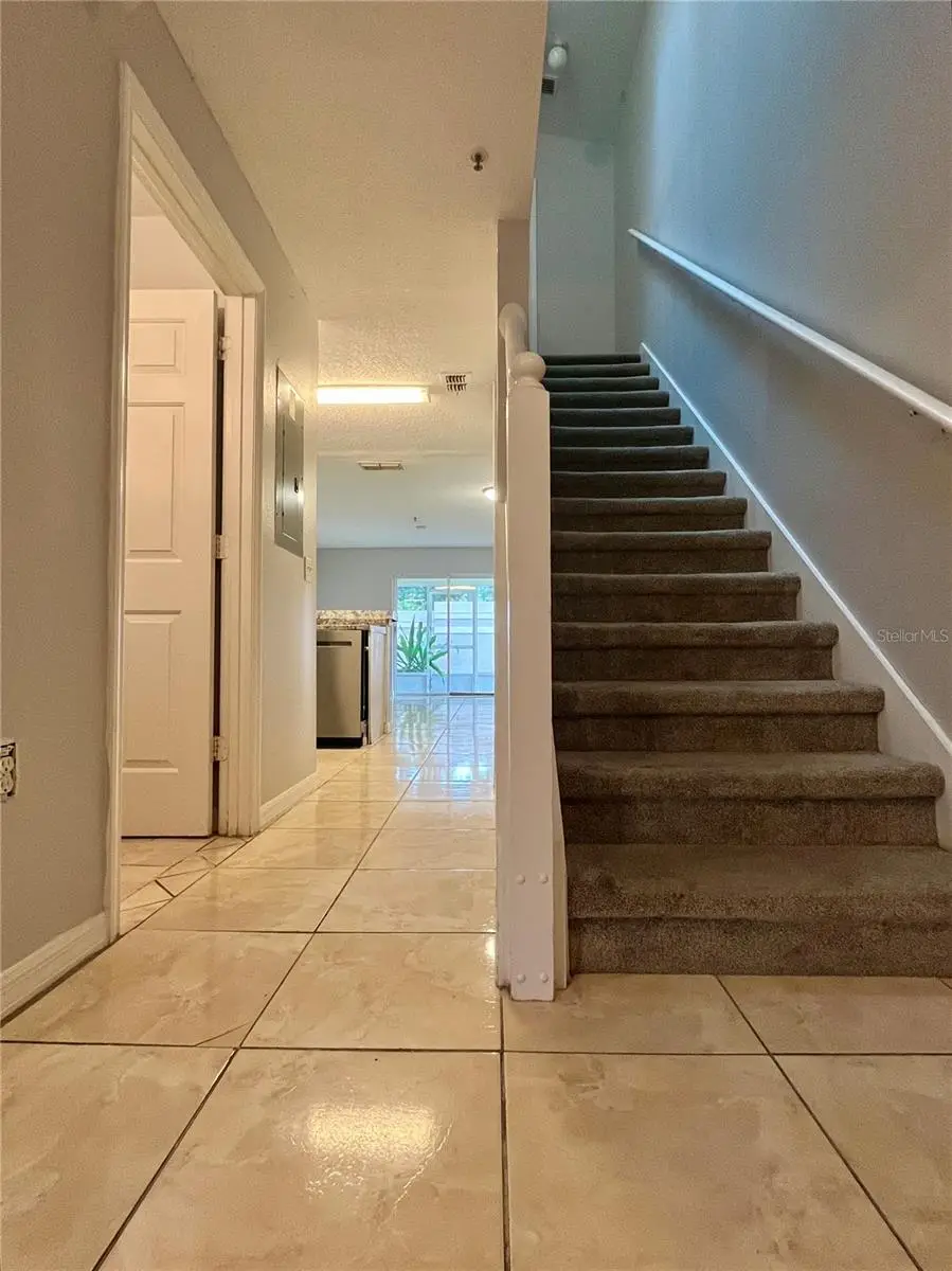 1647 Windsor Oak Court, FL