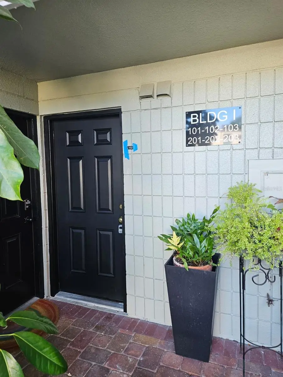 2424 Tampa Bay Boulevard, FL