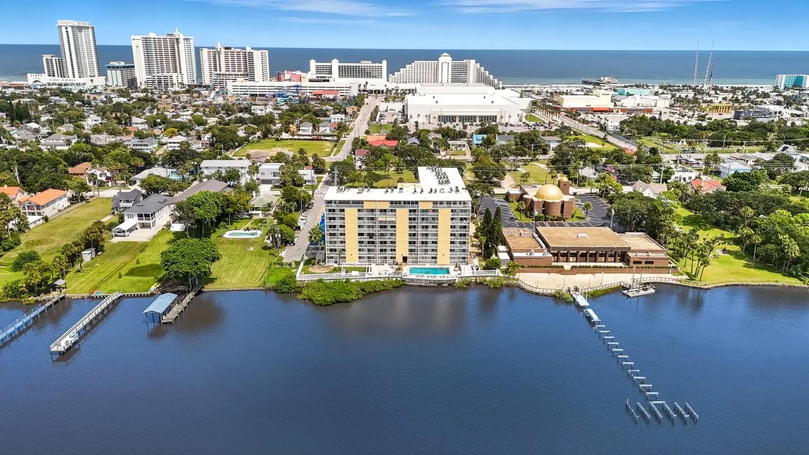 145 Halifax, FL