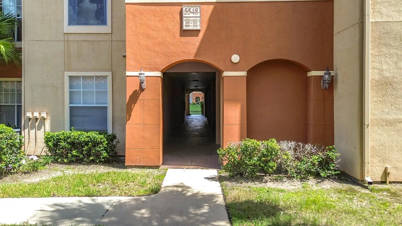 5548 Metrowest Boulevard, FL