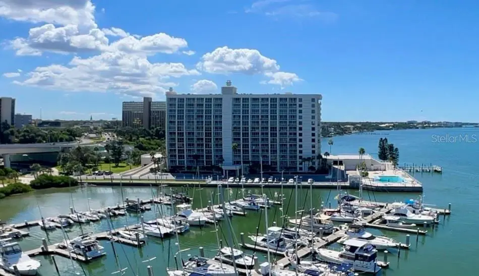100 Pierce Street, FL