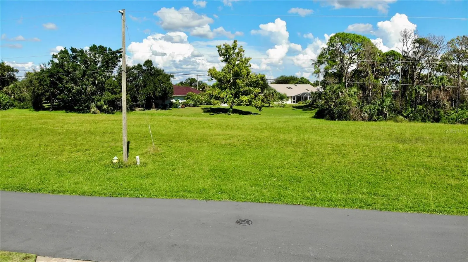 17512 Cuillagan Court, FL