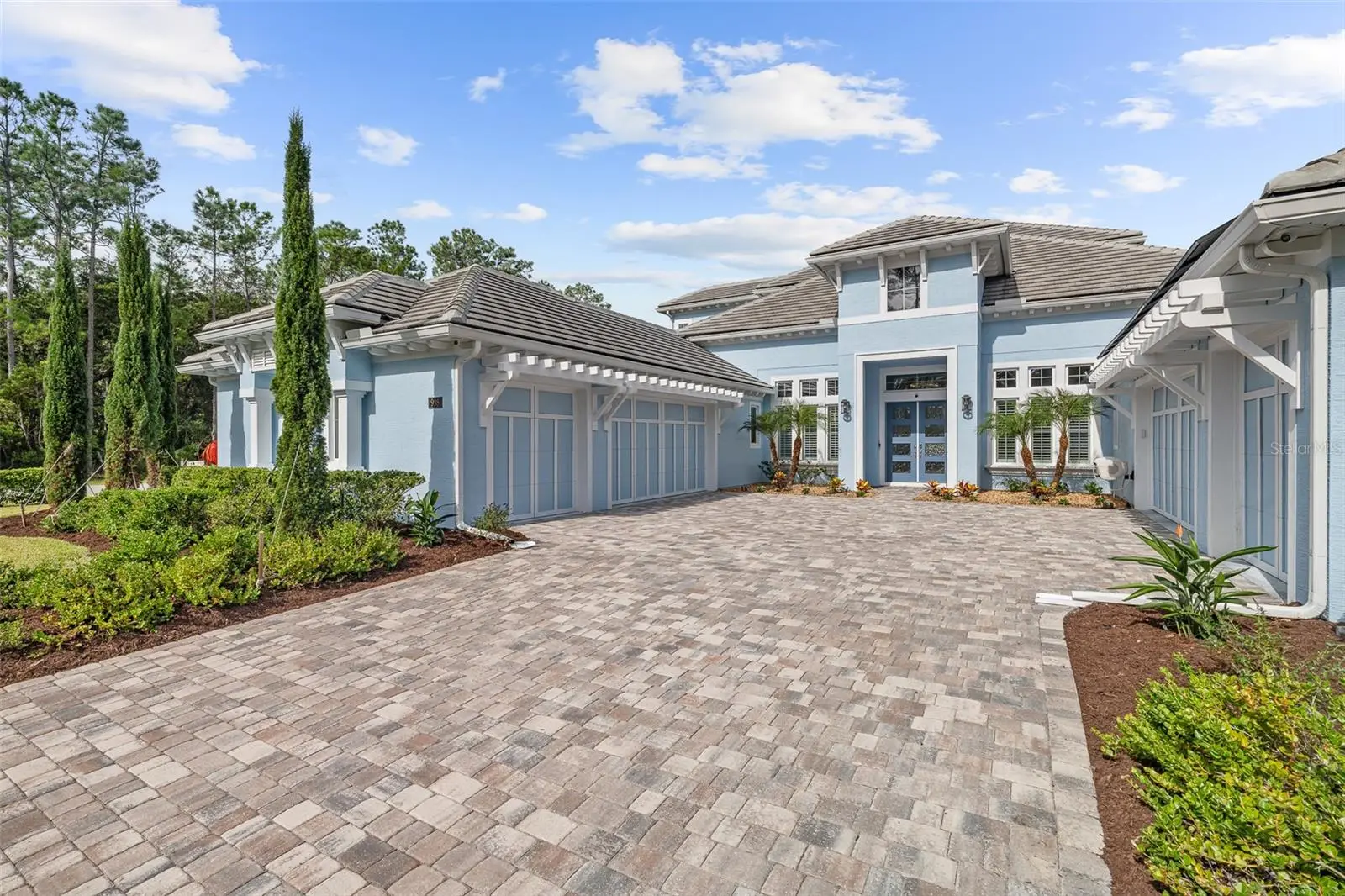 998 Downshire Lane, FL