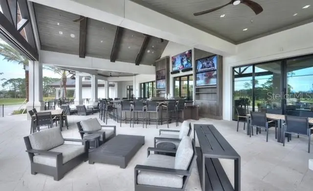 998 Downshire Lane, FL