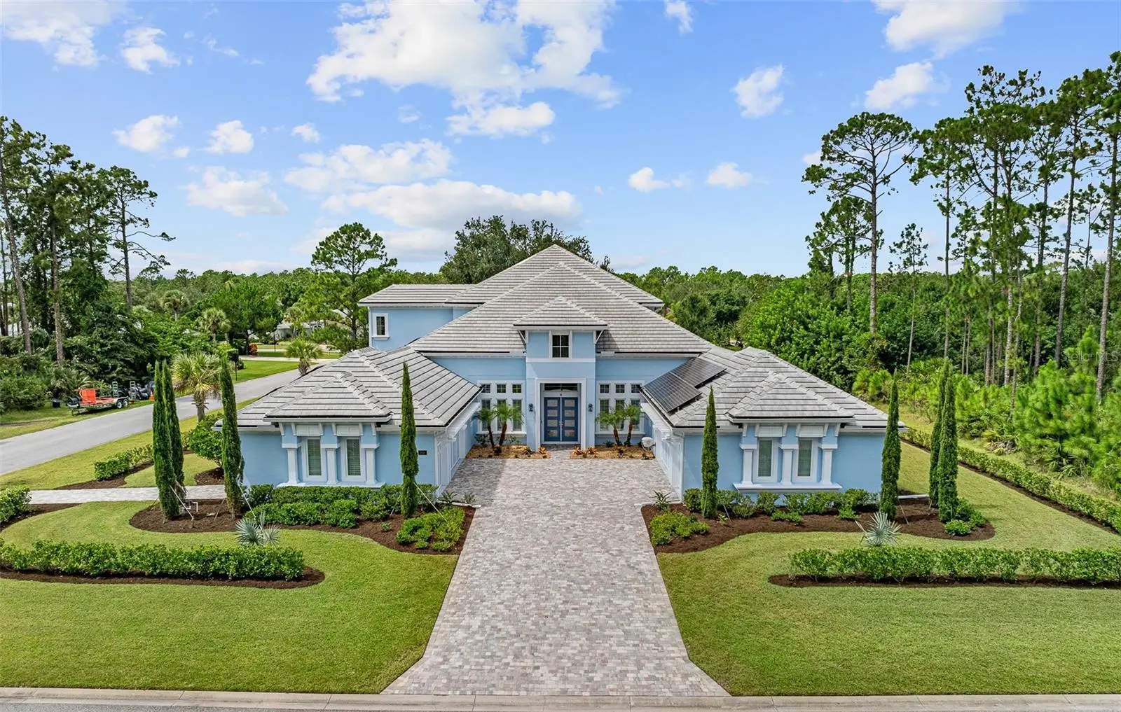 998 Downshire Lane, FL