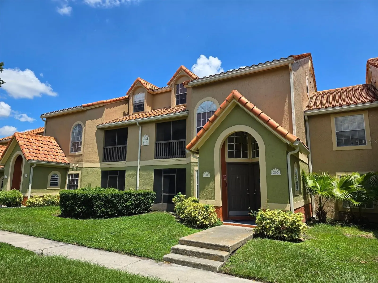 409 Fountainhead Circle, FL
