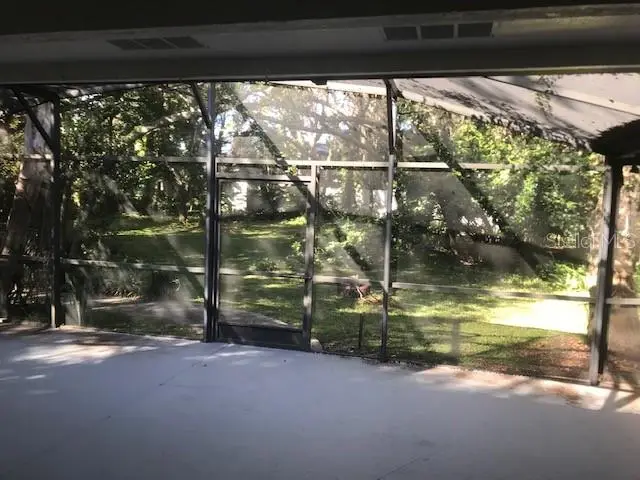 300 Sun Oaks Court, FL