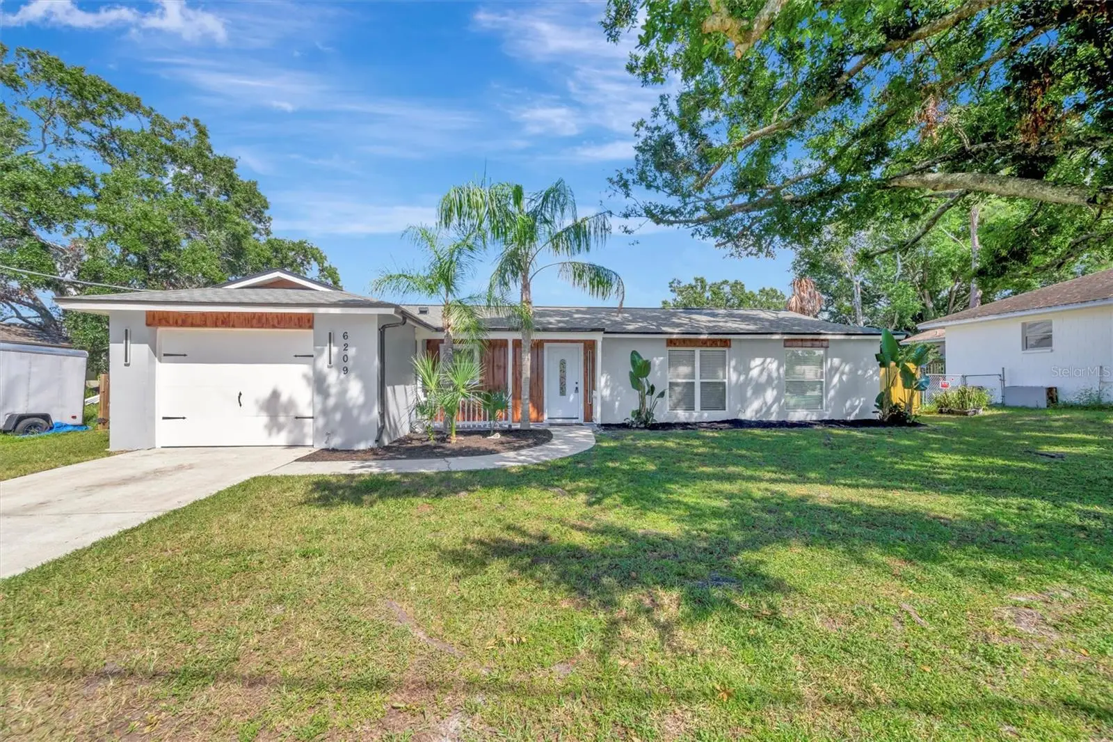 6209 Flamingo Drive, FL