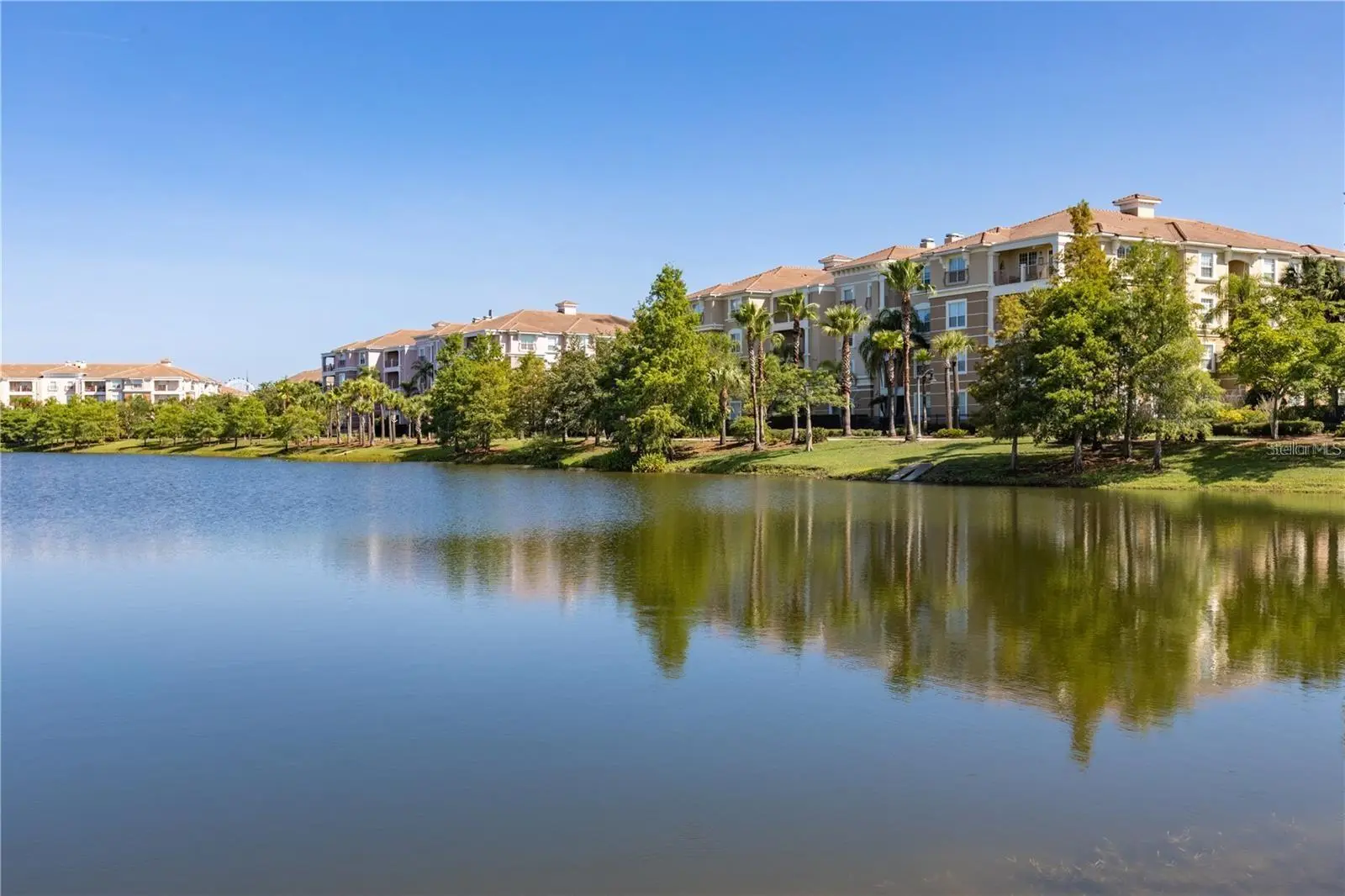 5025 Shoreway Loop, FL