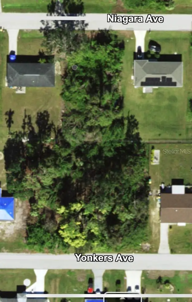 22313 Niagara Avenue, FL