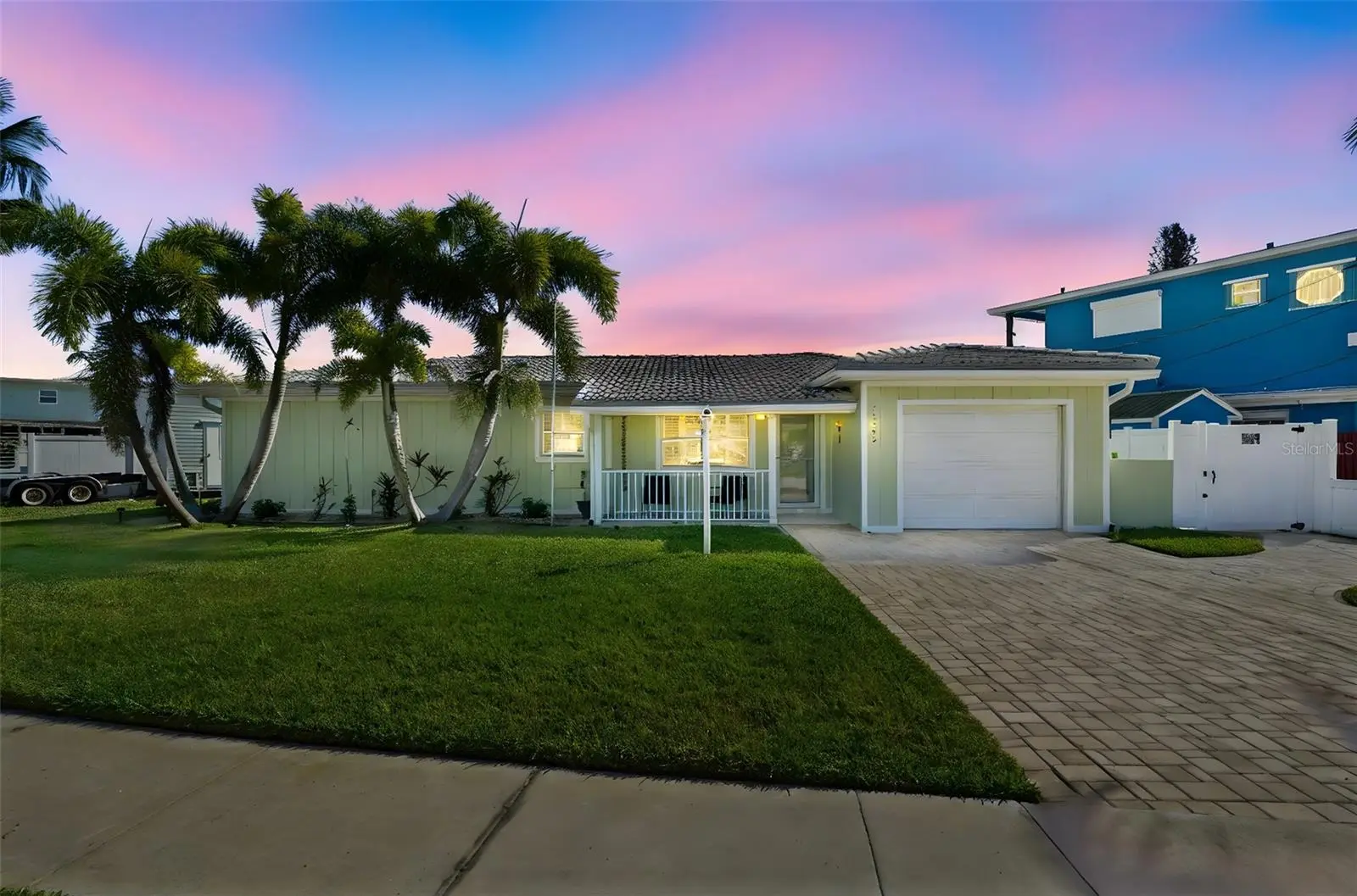 15302 Harbor Drive, FL