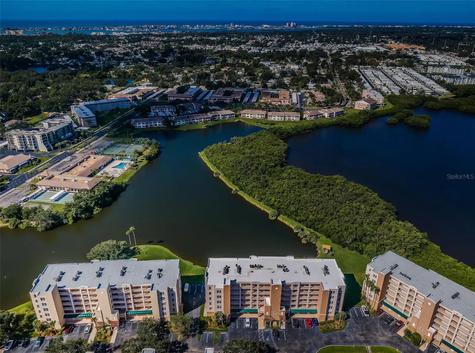 6450 Shoreline Drive, FL