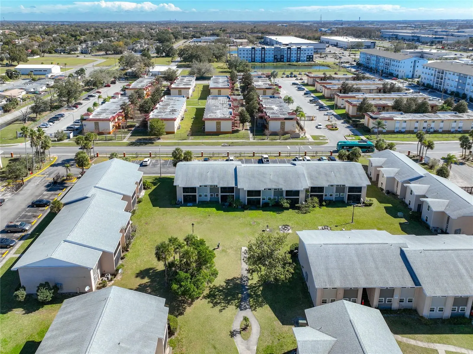 802 Sky Lake Circle, FL