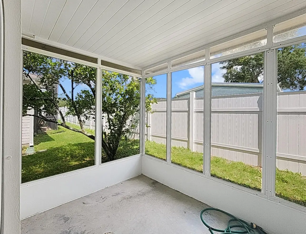 615 Cottage Park Lane, FL