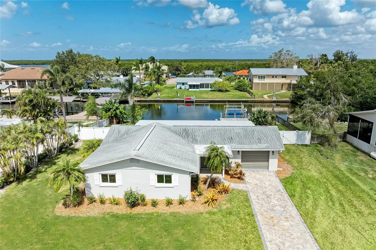 4412 Dolphin Lane, FL