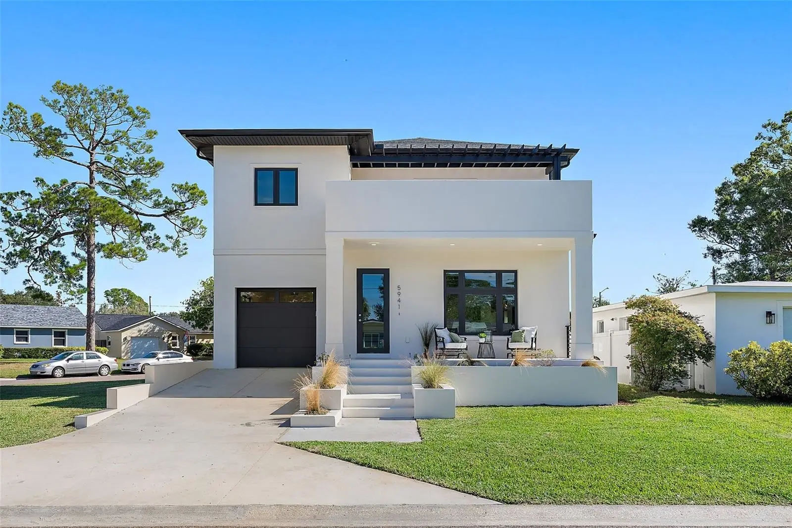 5941 Mangrove Street, FL