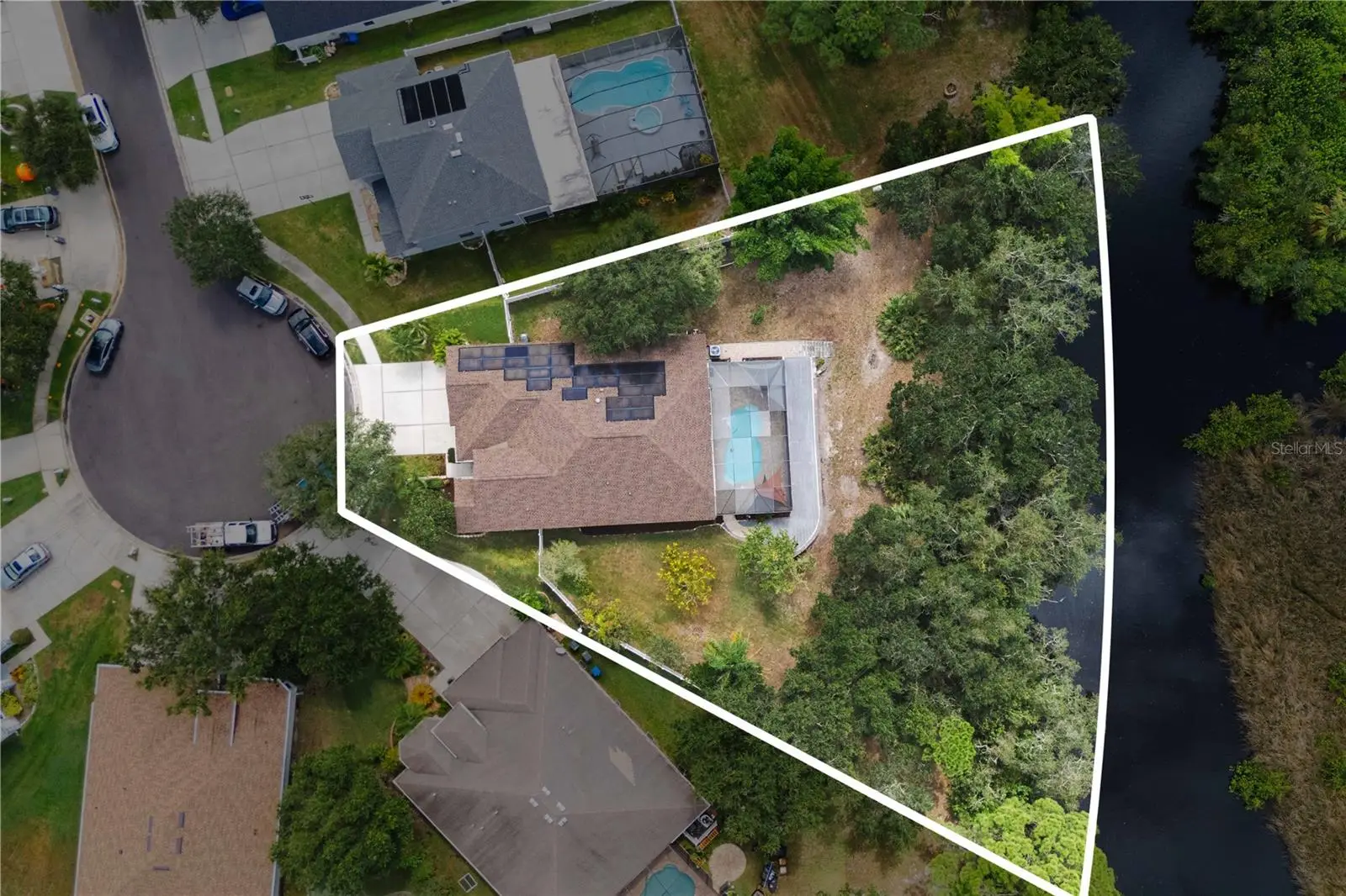 9020 River Road, FL