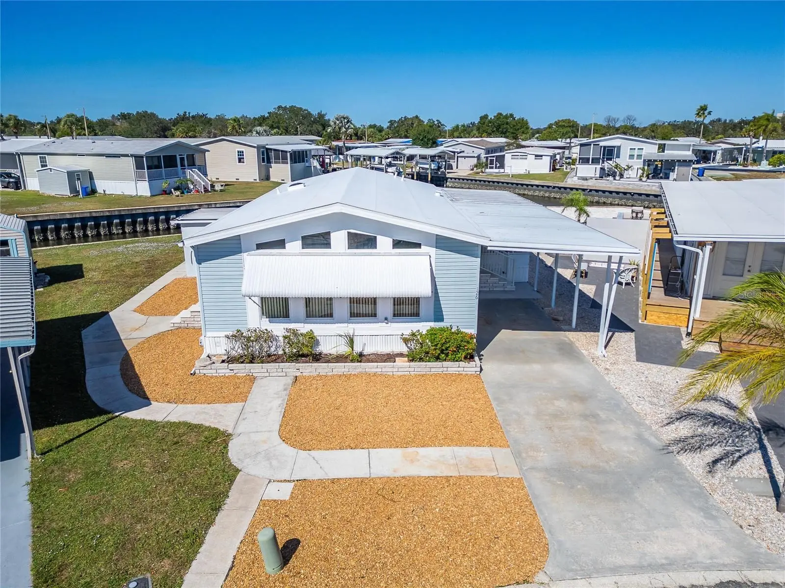 126 Saint Johns Way, FL