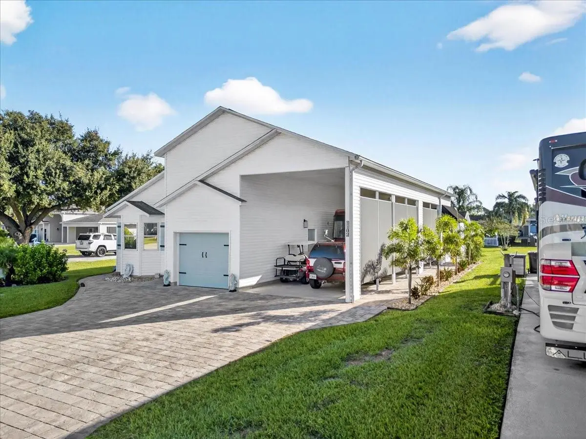 1102 Motorcoach Drive, FL