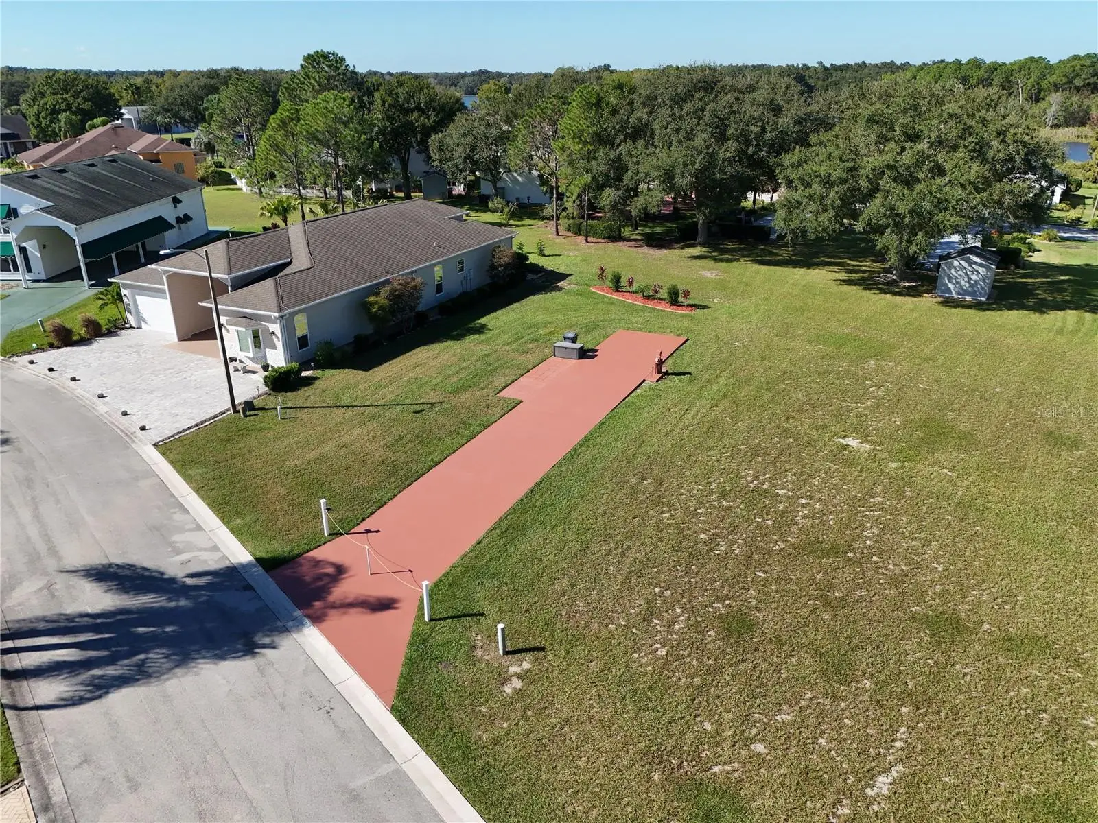 1052 Caravan Loop, FL