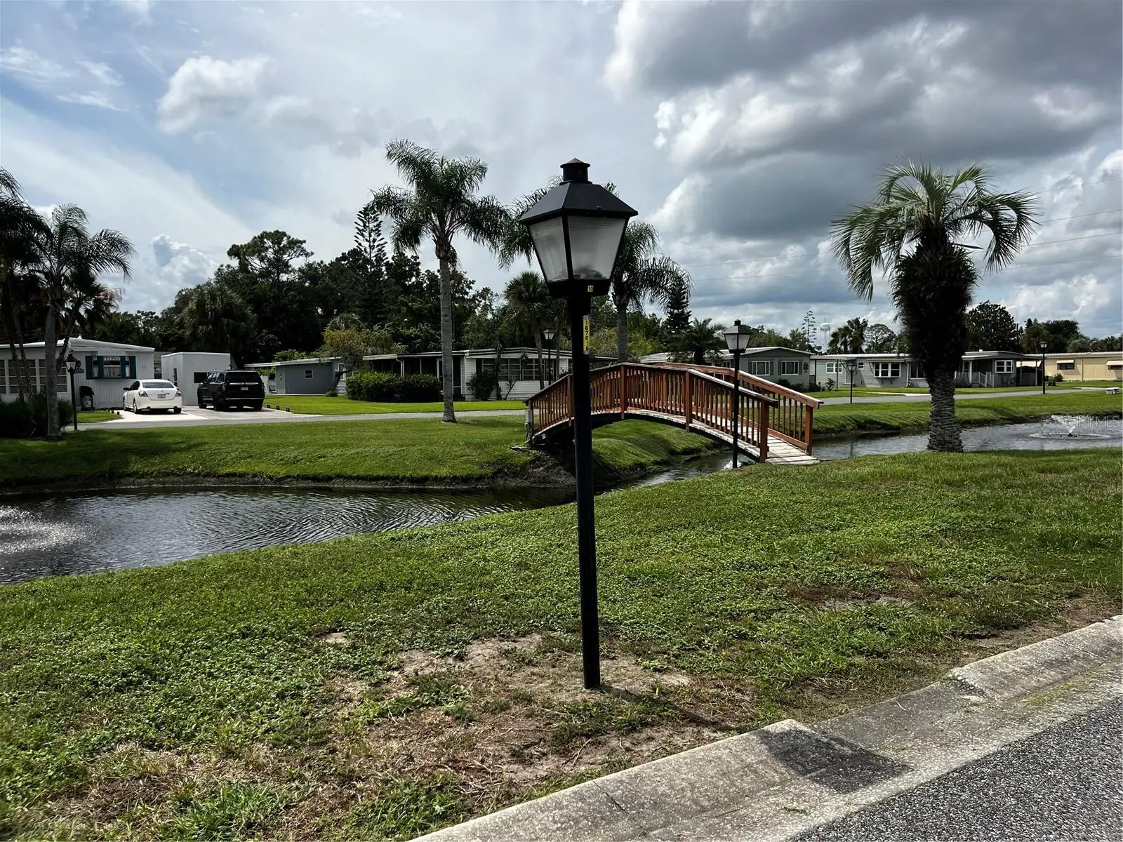 212 Paradise, FL