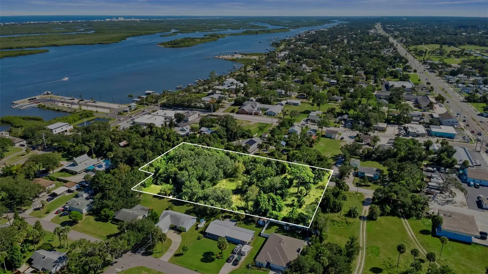Wilkinson Avenue, FL