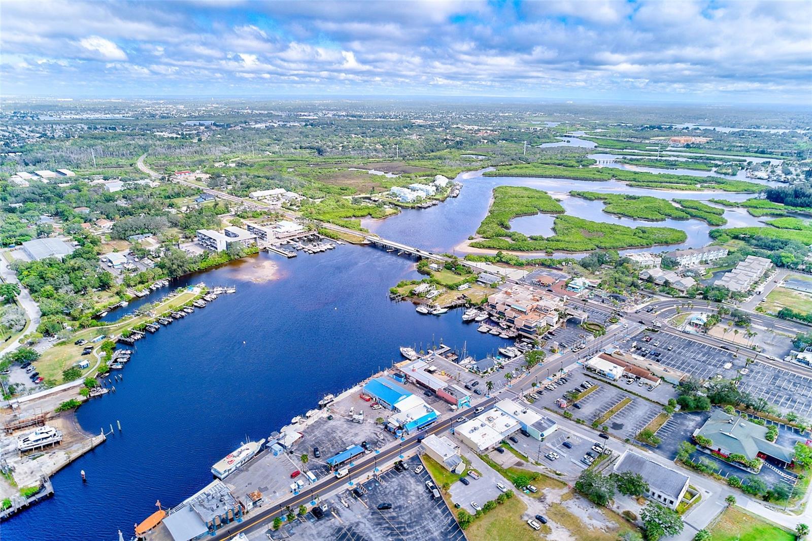 632 Cross Street, FL