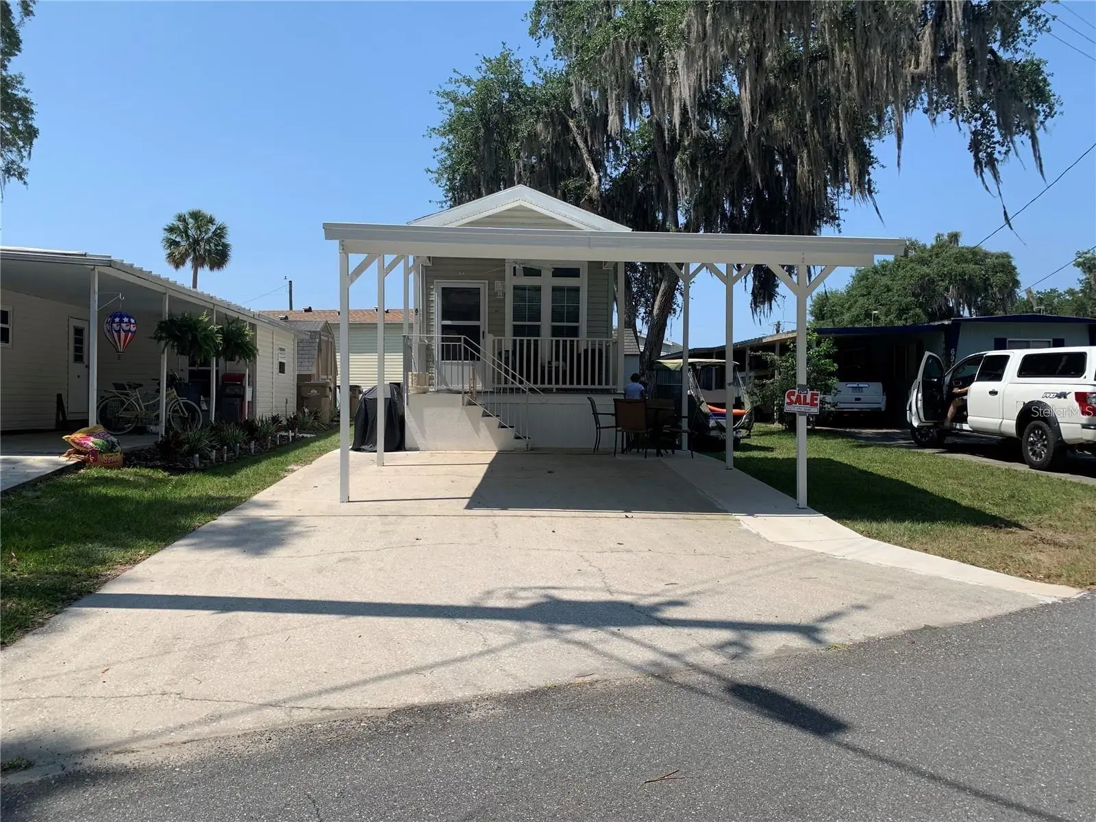 699 Cindi Avenue, FL