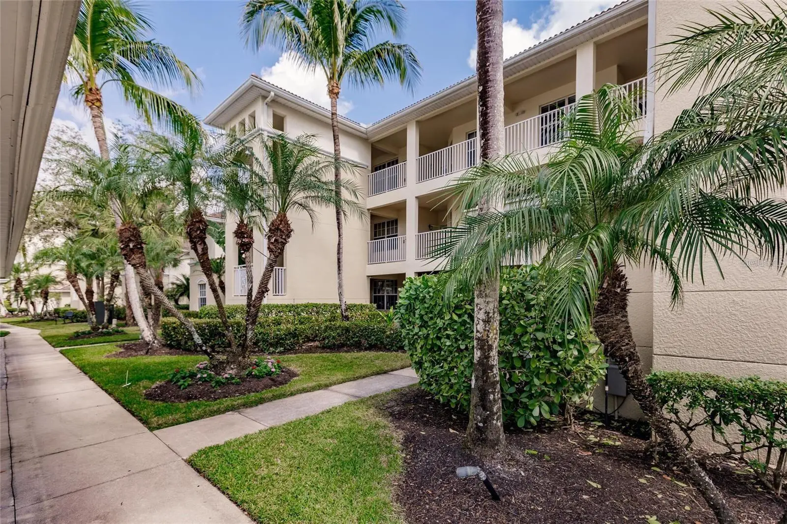 1878 Tarpon Bay Drive, FL