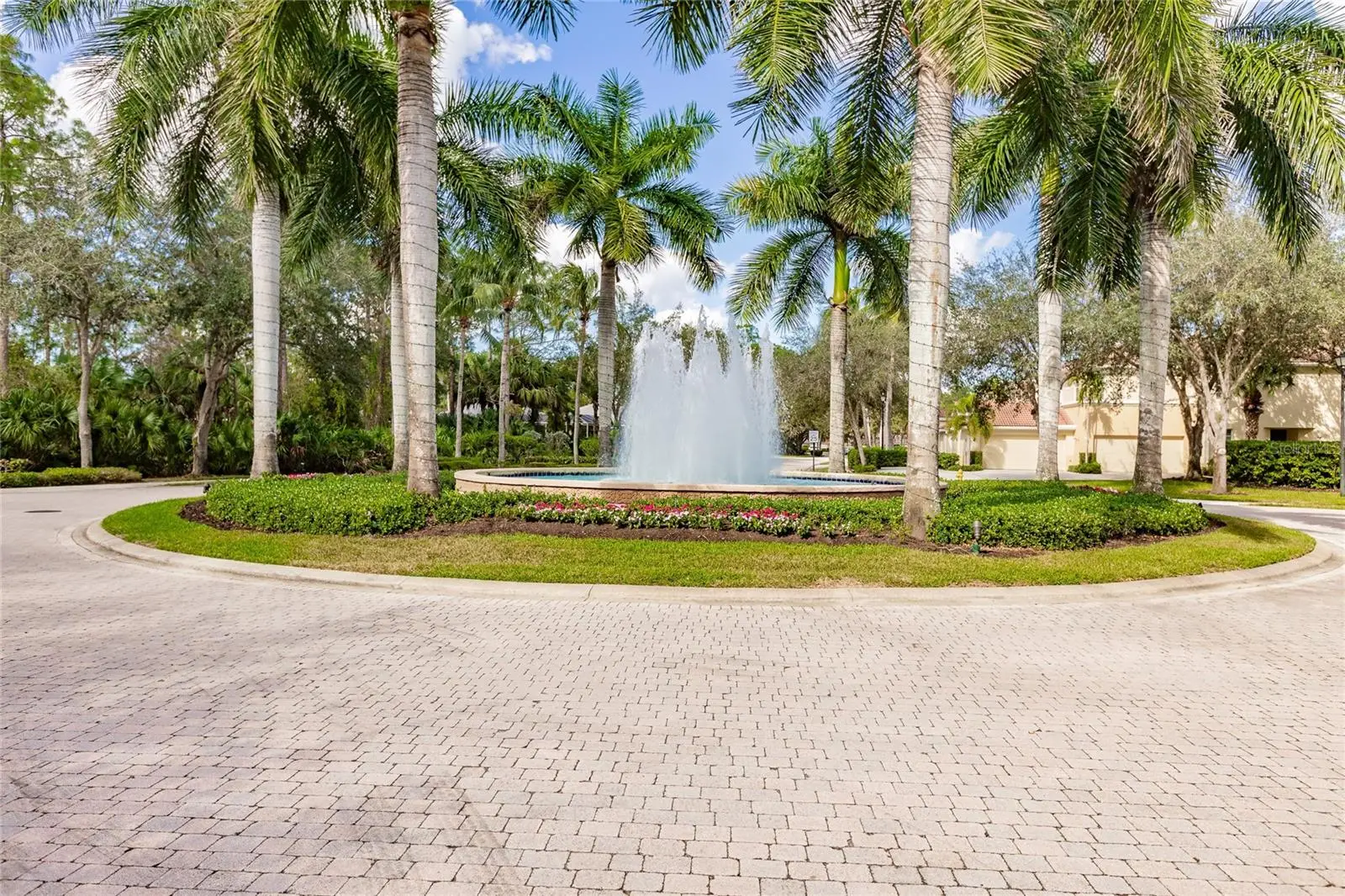 1878 Tarpon Bay Drive, FL