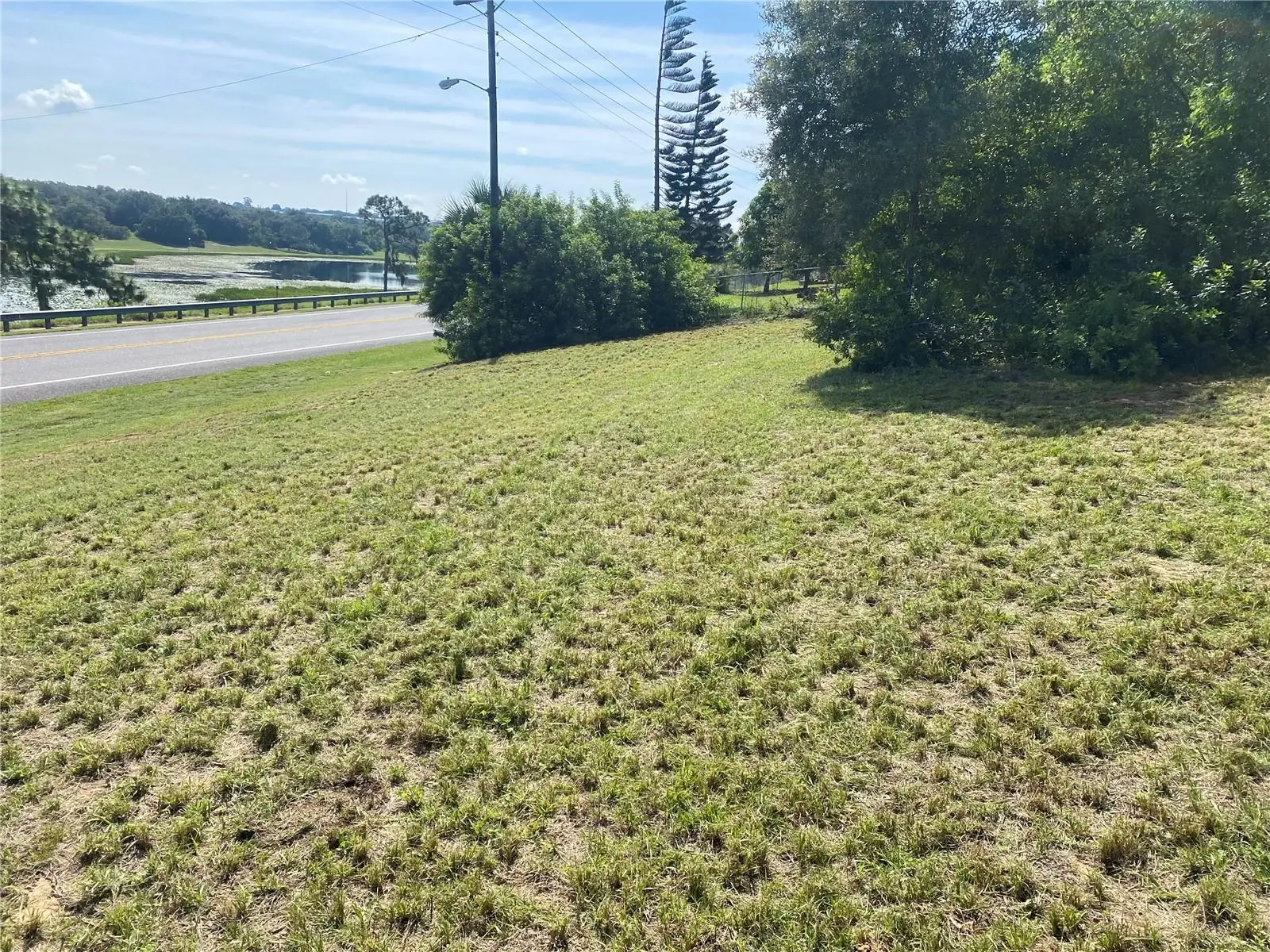 Lakeview Avenue, FL