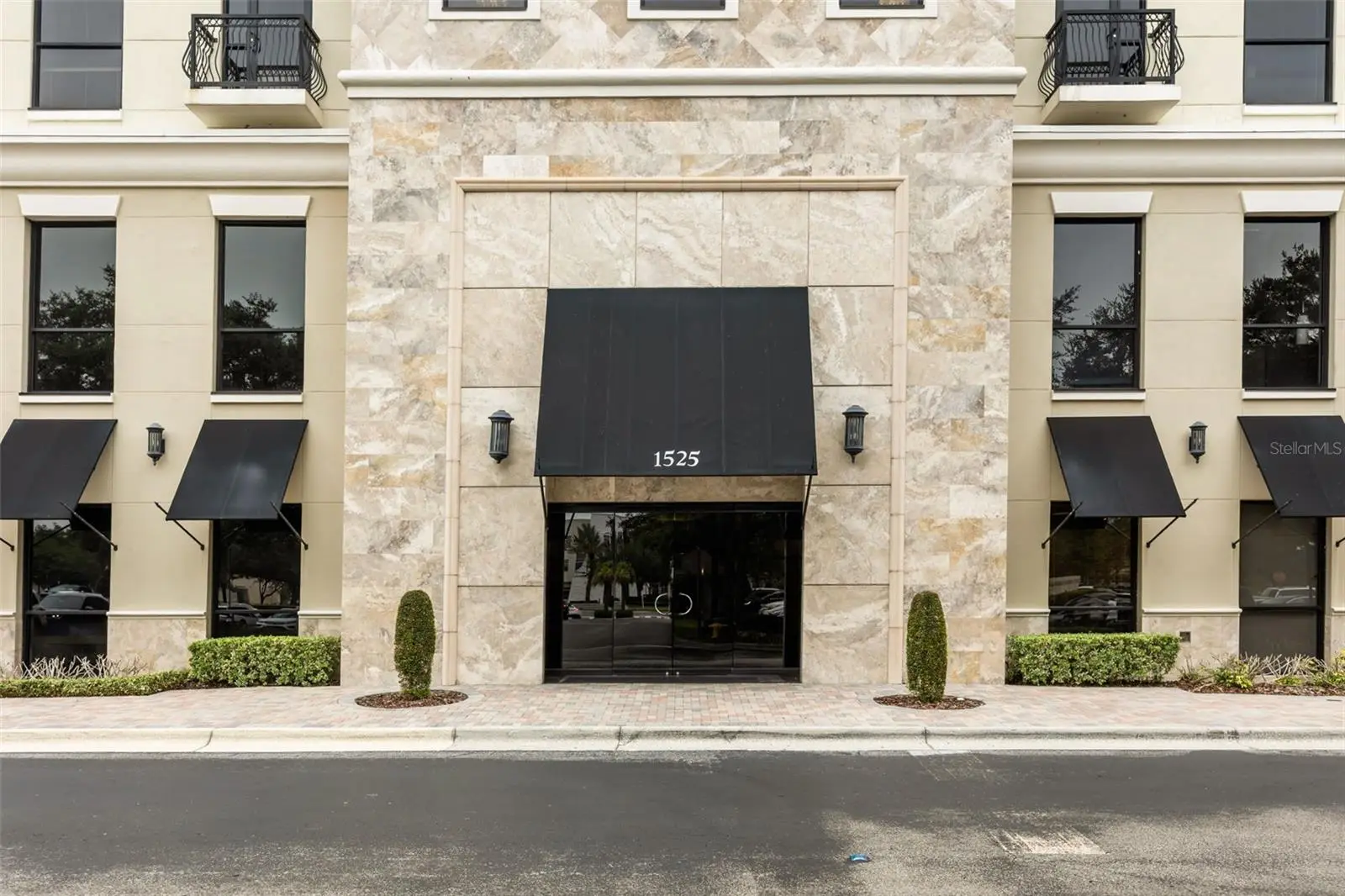 1525 International Parkway, FL