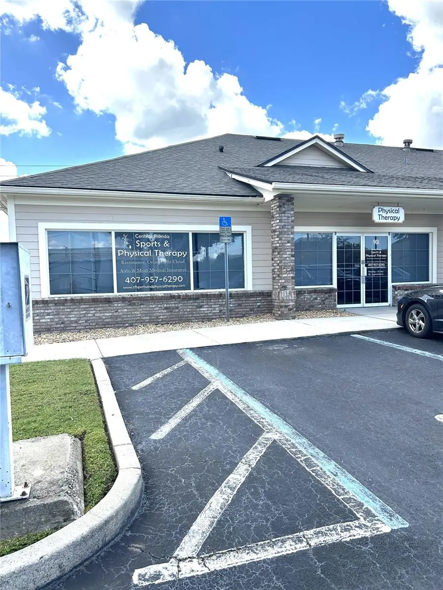 901 N Central Ave