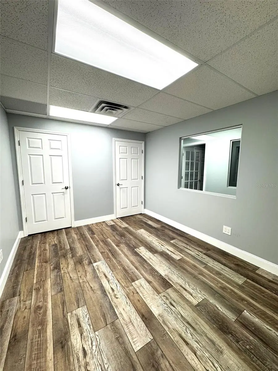 2401 Bay Drive, FL