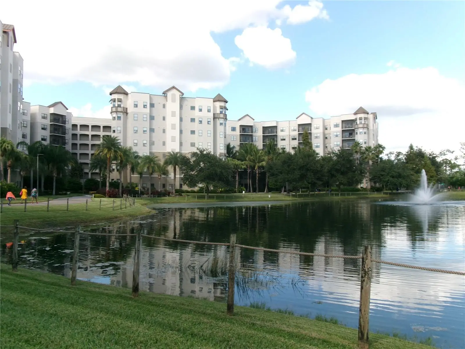 14501 Grove Resort Avenue, FL