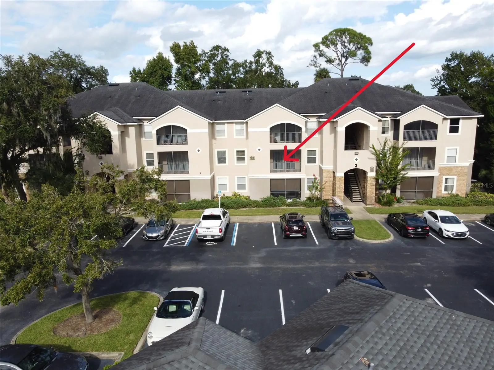 940 Village Trail, FL