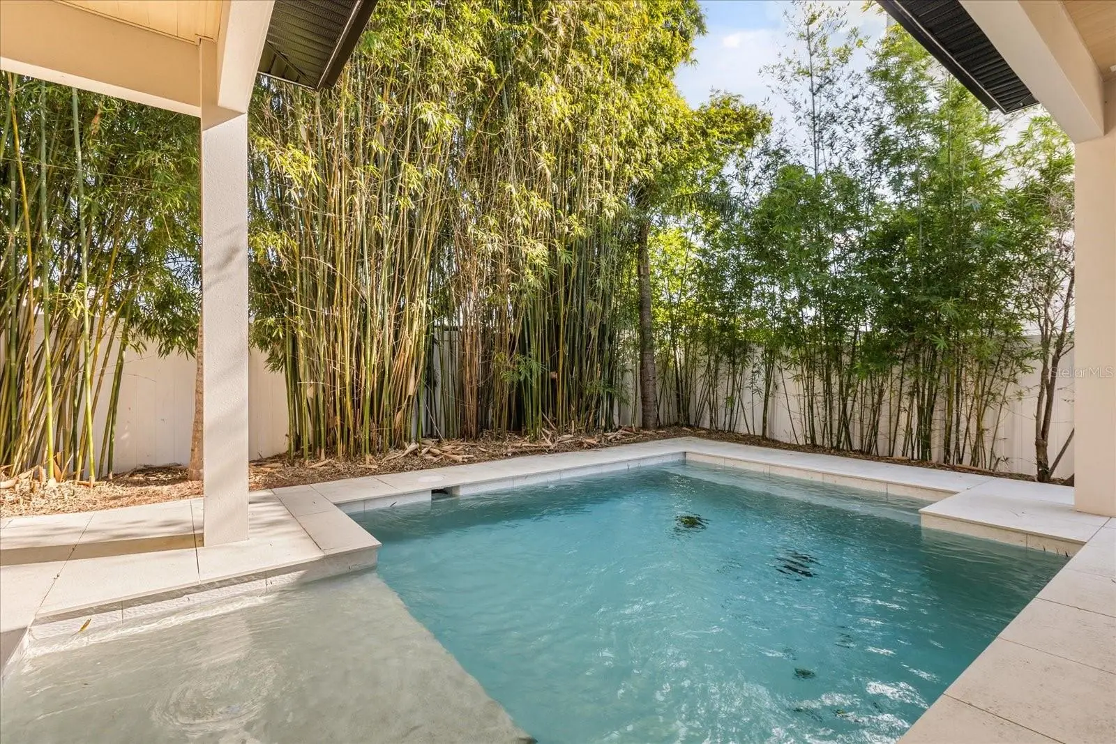 607 Ellen Drive, FL