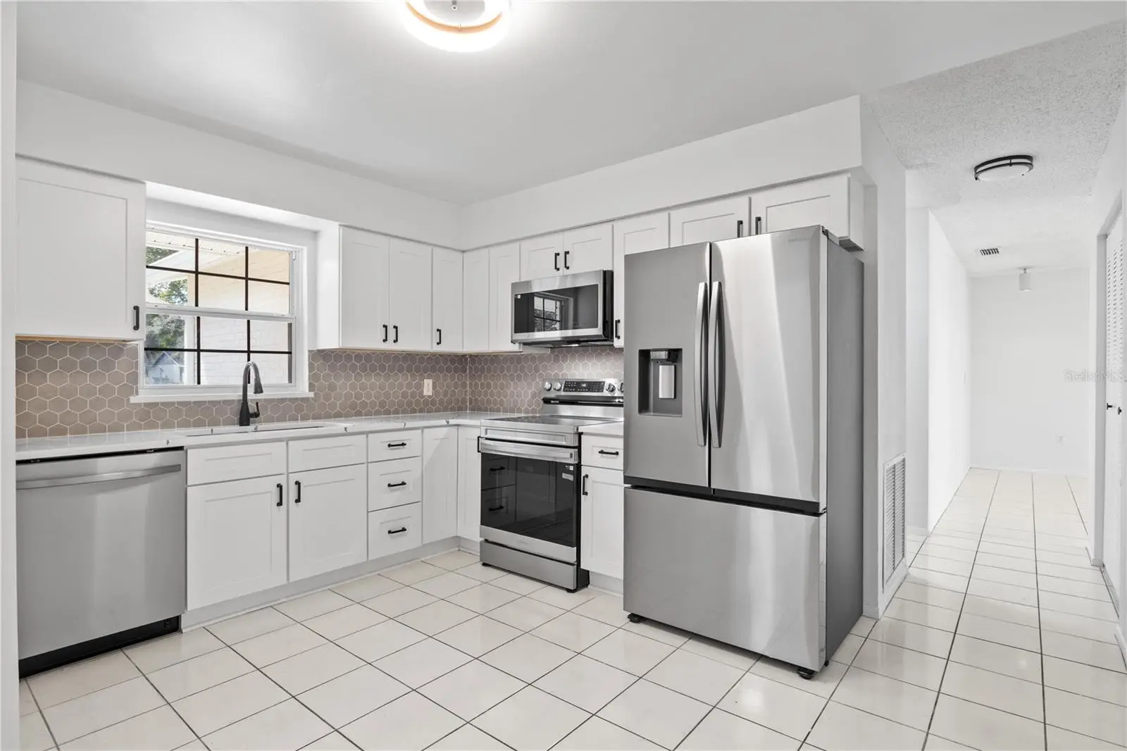 776 Mockingbird Lane, FL