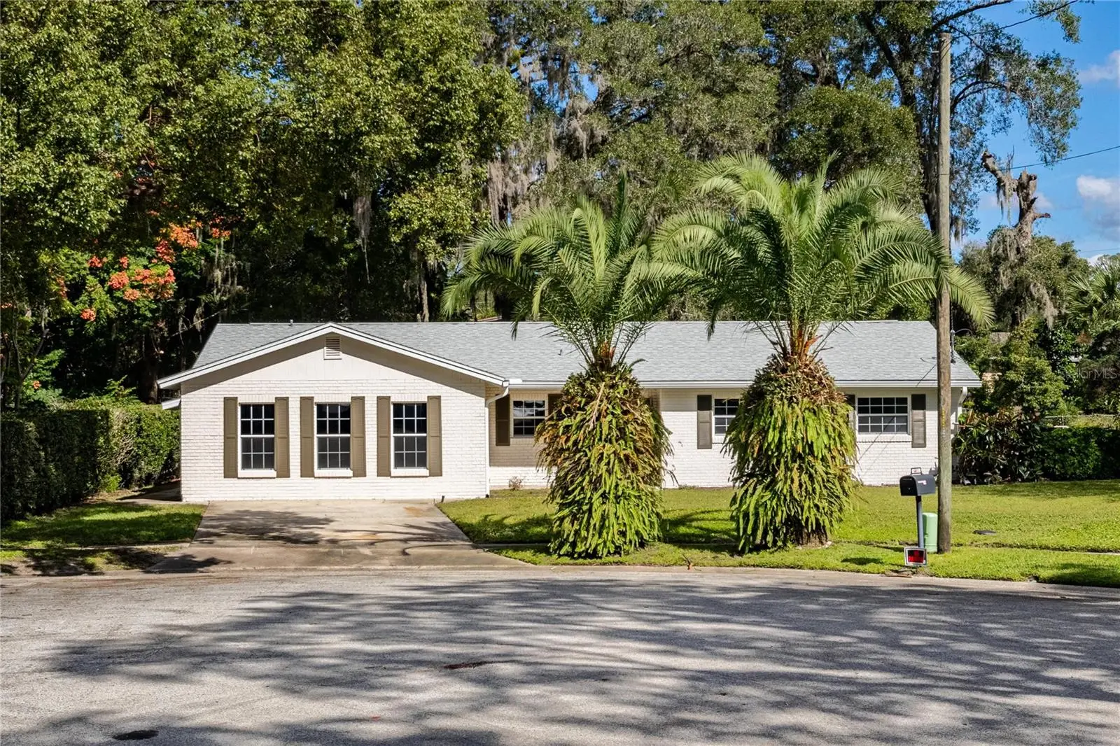 776 Mockingbird Lane, FL