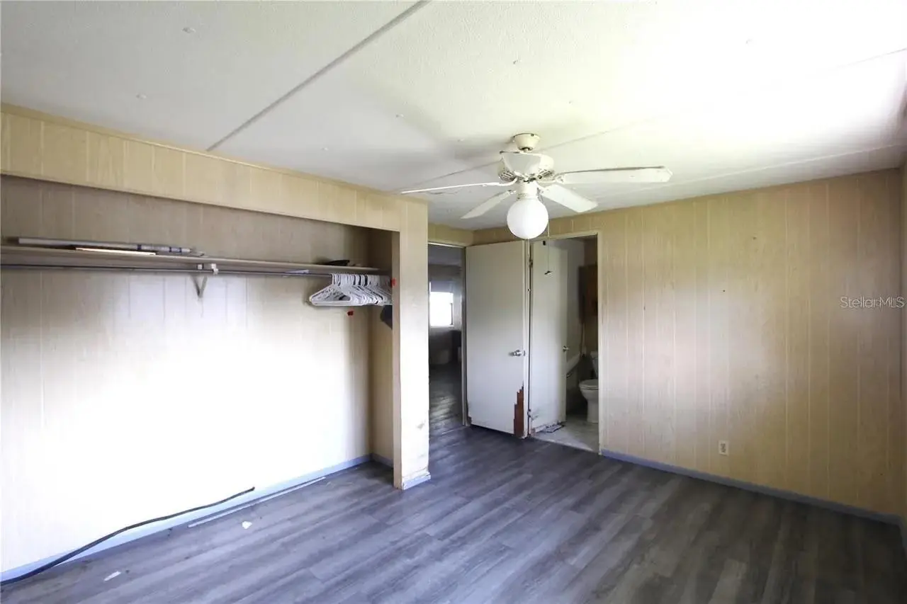 6021 Ridgewood Drive, FL