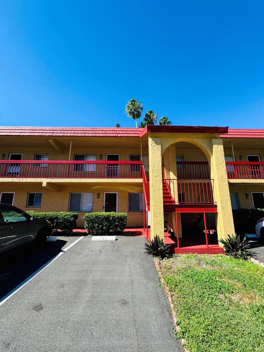 400 El Camino Drive, FL